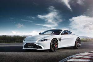 2019 Aston Martin Vantage by StarTech